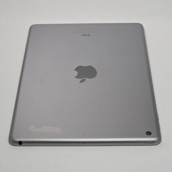 Apple iPad 6 (Használt, független , 32 GB, 2 GB RAM, Fekete) - Image 4