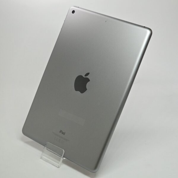 Apple iPad 6 (Használt, független , 32 GB, 2 GB RAM, Fekete) - Image 2