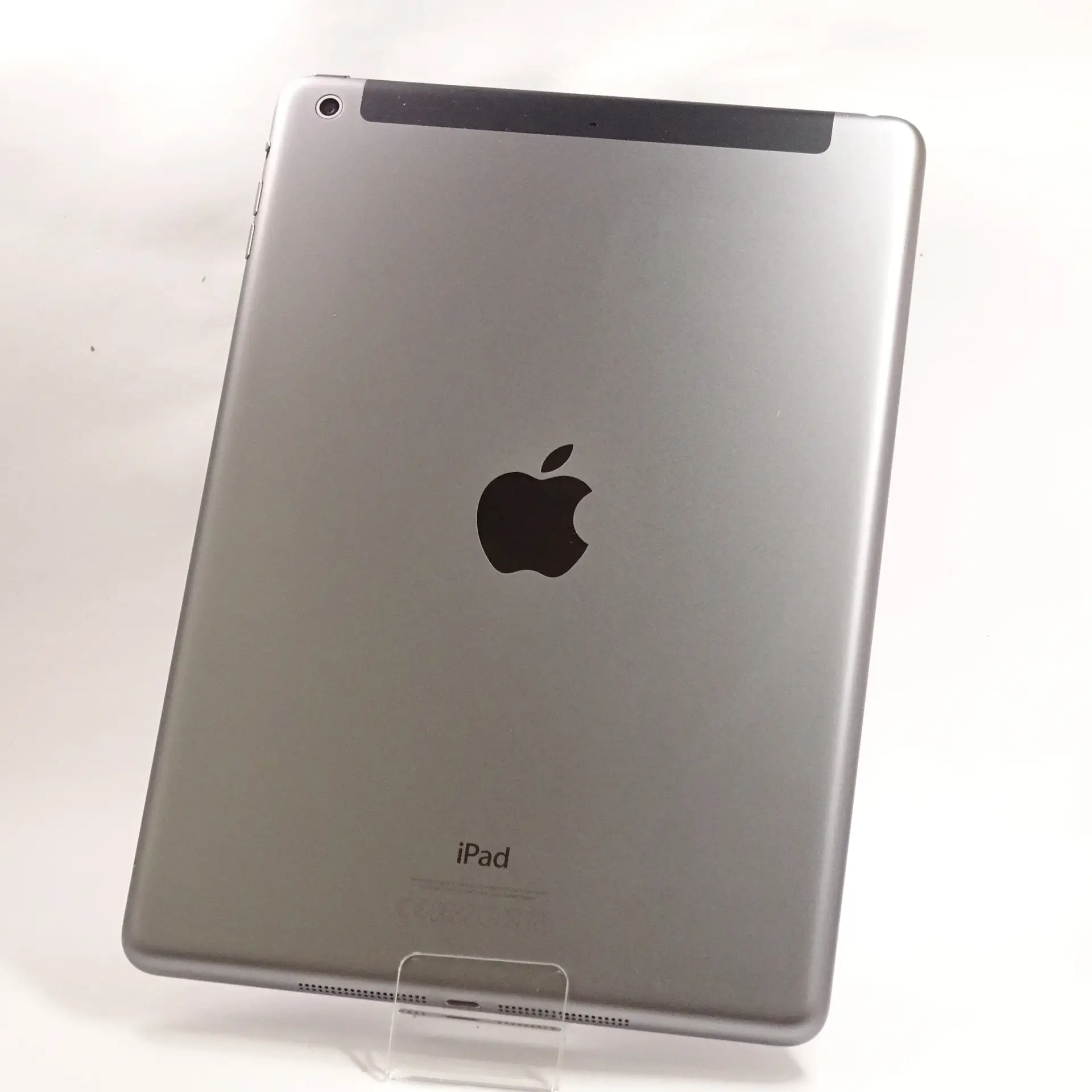 Apple iPad Air (Használt, független , 16 GB, 1 GB RAM, Szürke) - Image 3