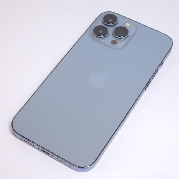 Apple  iPhone 13 Pro Max (használt, független , 128 GB, 6 GB RAM, kék) - Image 3