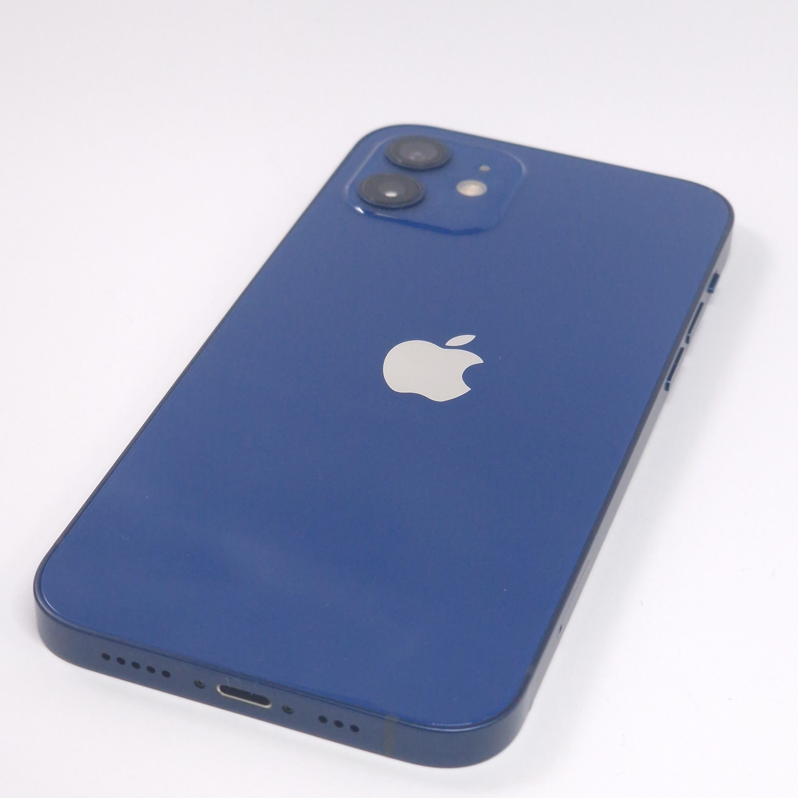 Apple iPhone 12 (Használt, független , 64 GB, 4 GB RAM, Kék) - Image 5