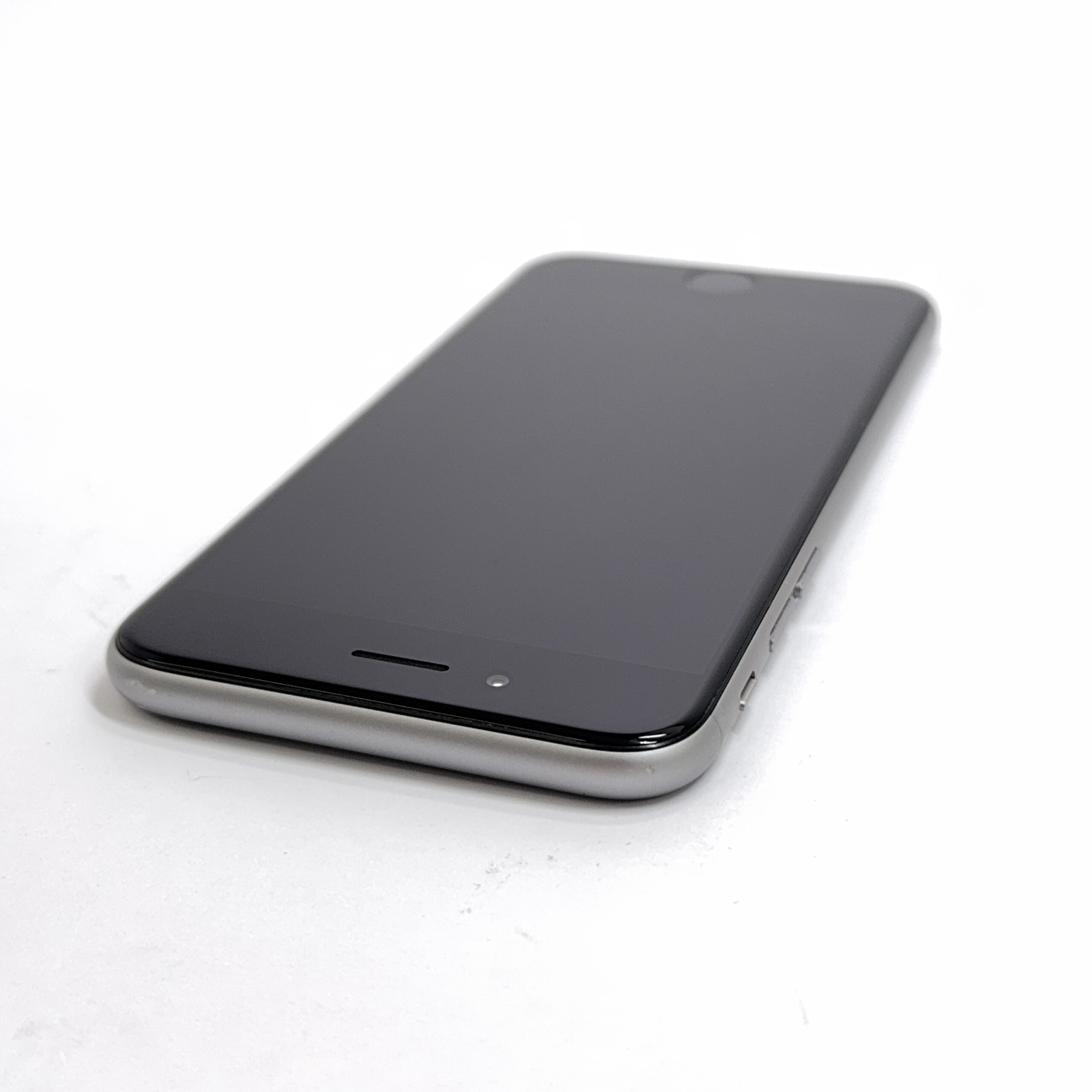 Apple iPhone 6S (használt, független , 32 GB, 2 GB RAM, Fekete) - Image 6