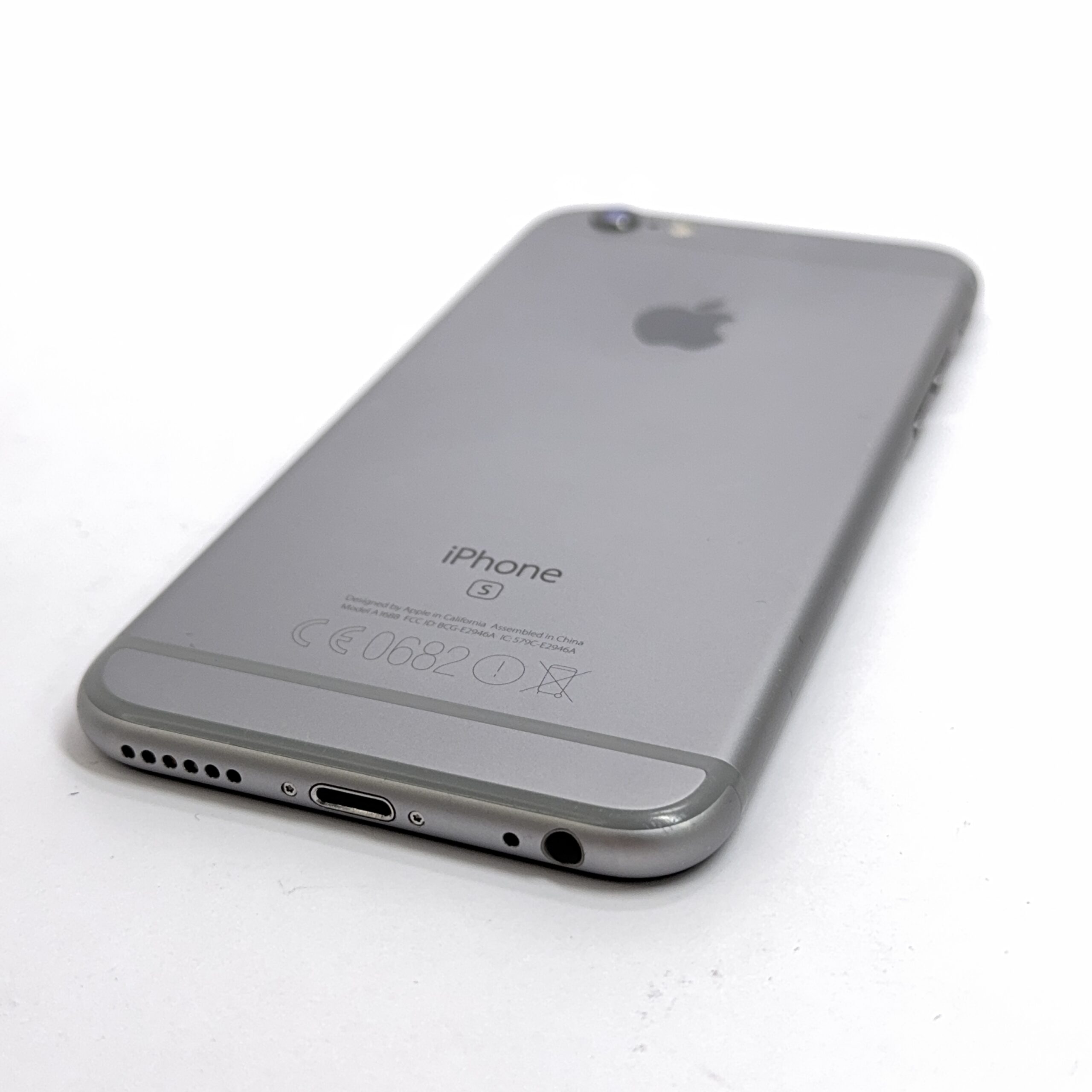 Apple iPhone 6S (használt, független , 32 GB, 2 GB RAM, Fekete) - Image 7