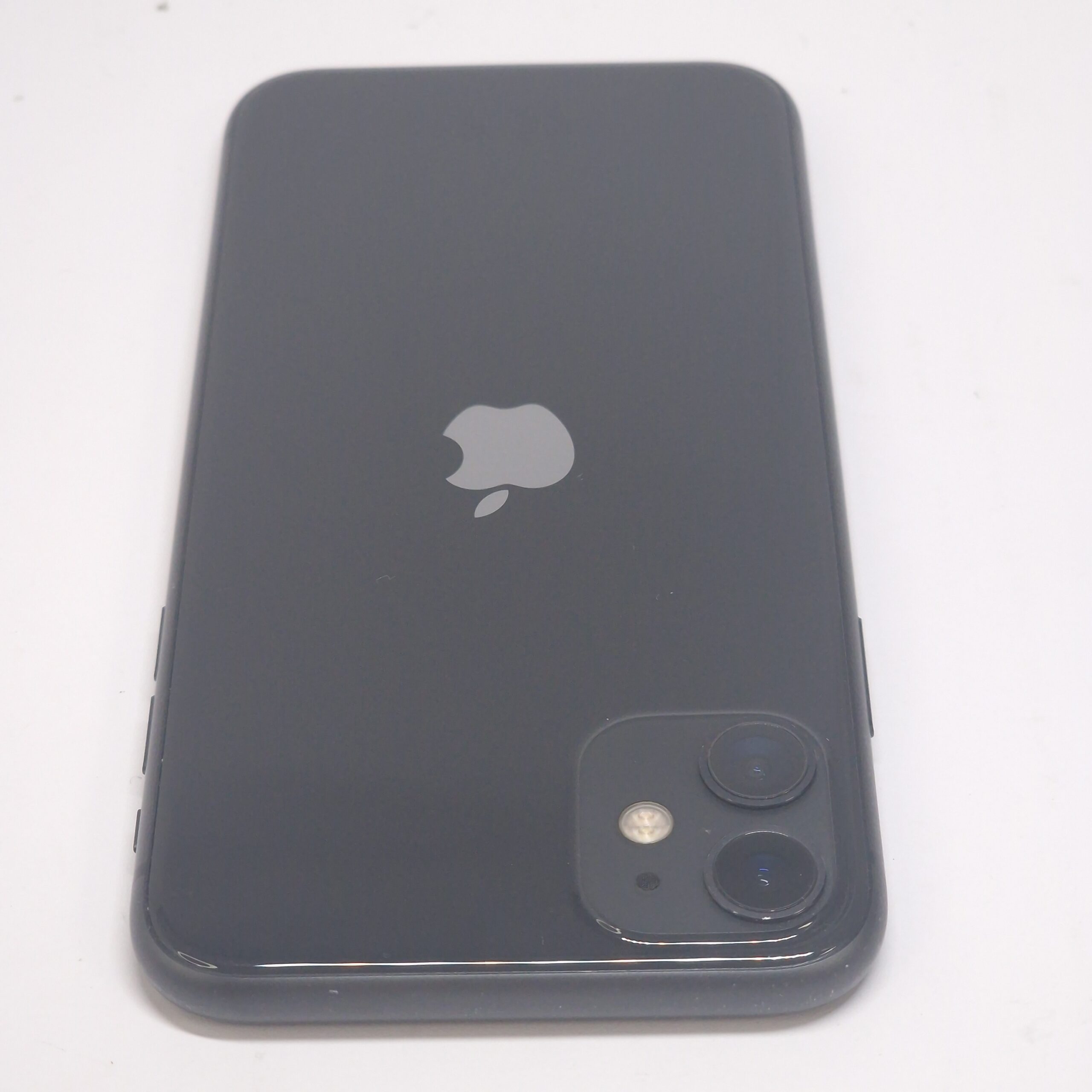Apple iPhone 11 (Használt, független , 64 GB, 4 GB RAM, Fekete) - Image 6