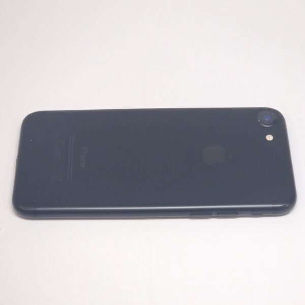 Apple iPhone 7 (használt, független , 32 GB, 2 GB RAM, fekete ) - Image 6
