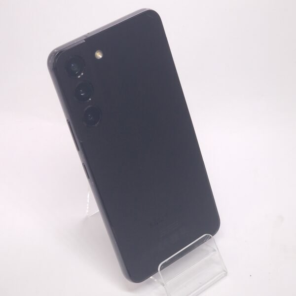 Samsung Galaxy S22 (használt, független, 128 GB, 8 GB RAM, fekete ) - Image 3