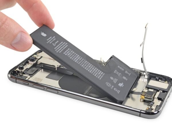 Apple iPhone 11 Pro Utángyártott akkumulátor csere