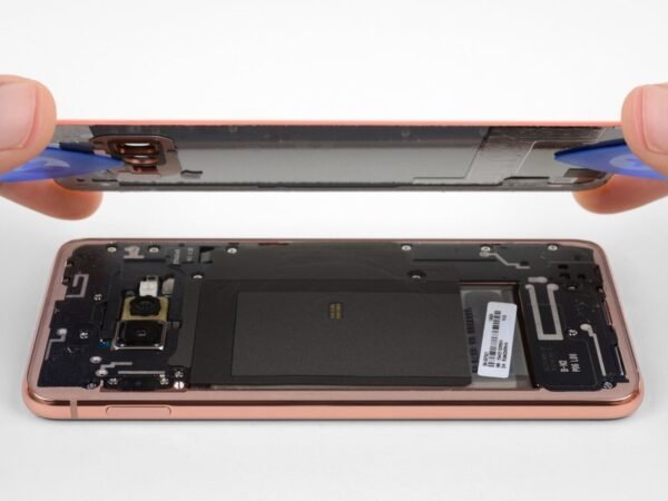 Samsung Galaxy S10e Hátlap csere