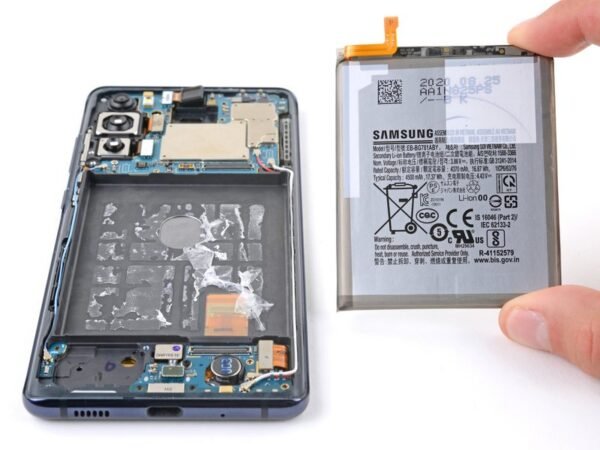 Samsung Galaxy S20 FE Utángyártott akkumulátor csere