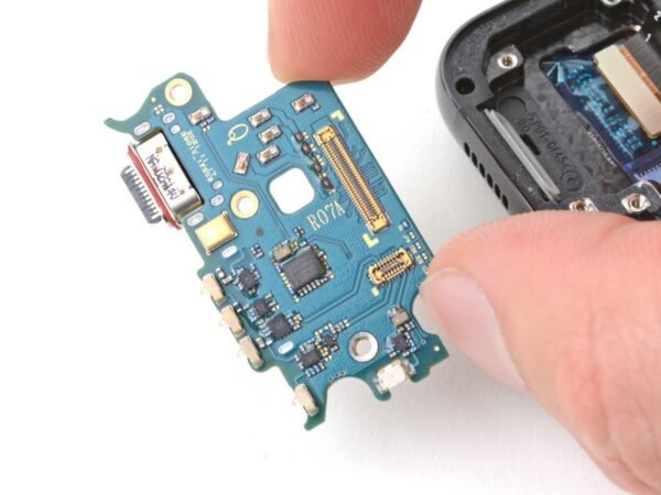 Samsung Galaxy S22+ Töltőcsatlakozóport panel csere