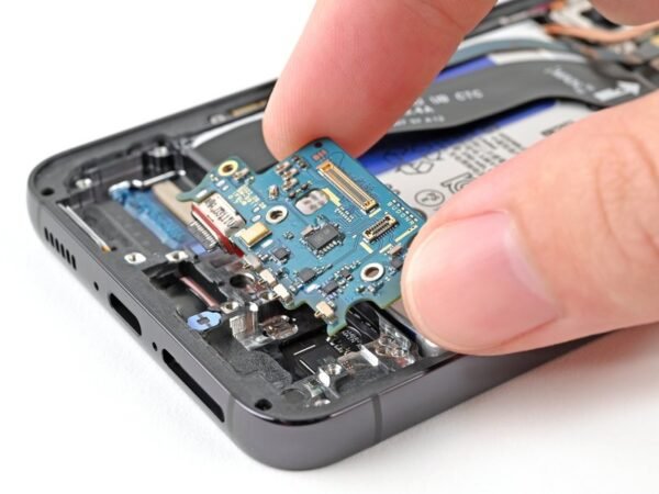 Samsung Galaxy S23 Töltőcsatlakozóport panel csere