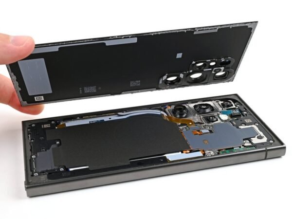 Samsung Galaxy S24 Ultra Hátlap csere