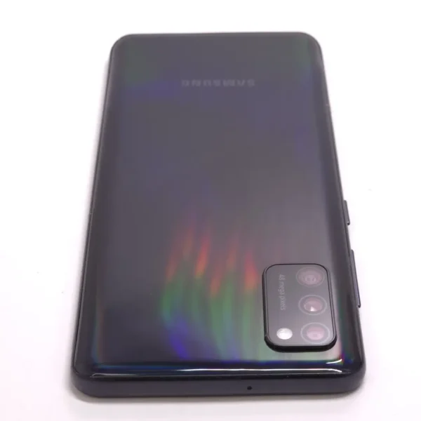 Samsung Galaxy A41 (használt, független, 64 GB, 4 GB RAM, fekete ) - Image 2