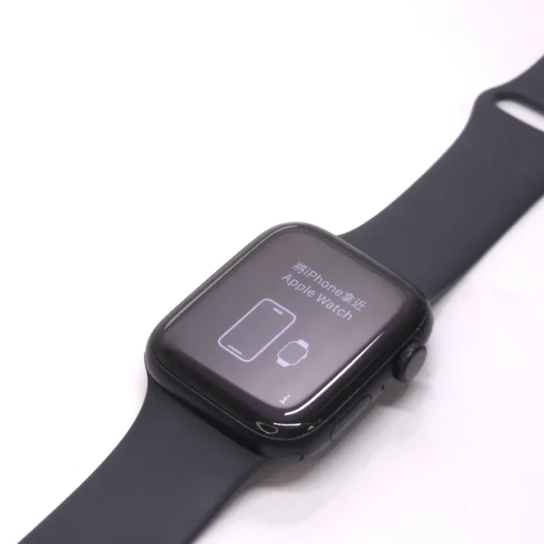 Apple Watch SE (2. generáció) 44mm GPS (használt, független, 32 GB, 1 GB RAM, fekete ) - Image 2