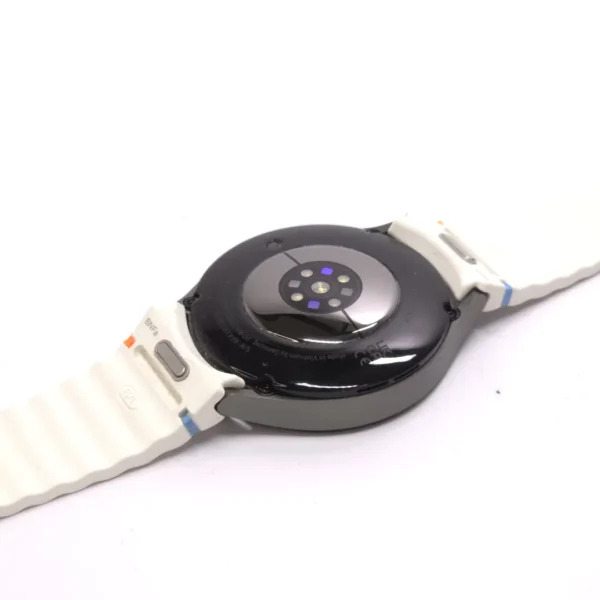 Samsung Galaxy Watch 7 44mm (használt, független, 32 GB, 2. GB RAM, zöld) - Image 2