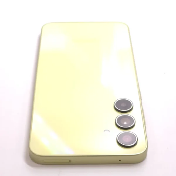 Samsung Galaxy A35 (használt, független, 128  GB, 6 GB RAM, sárga) - Image 7