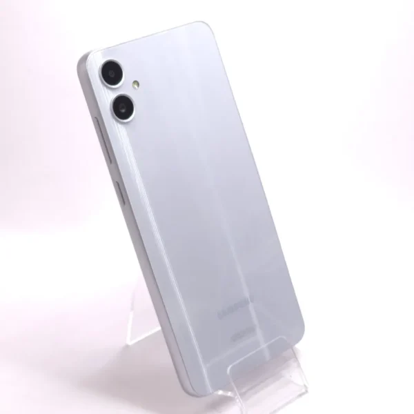 Samsung Galaxy A05 (használt, független, 64 GB, 4 GB RAM, ezüst) - Image 4