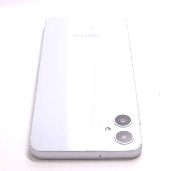 Samsung Galaxy A05 (használt, független, 64 GB, 4 GB RAM, ezüst) - Image 2