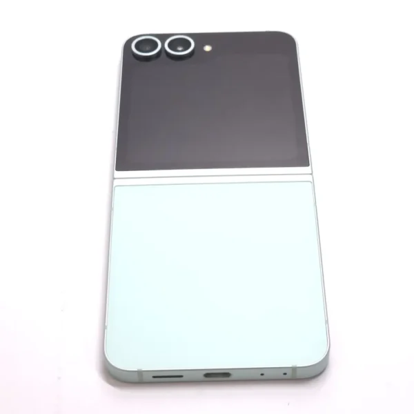 Samsung Galaxy Z Flip6 (használt, független, 512 GB, 8 GB RAM, menta) - Image 7