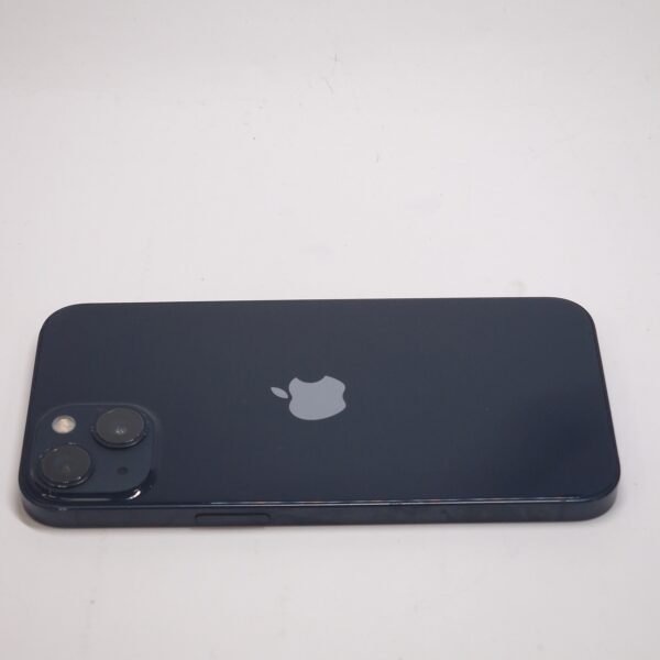 Apple iPhone 13 (használt, független, 128 GB, 4 GB RAM, fekete) - Image 4