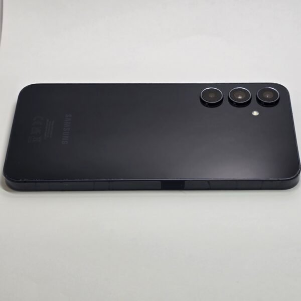 Samsung Galaxy A55 5G (használt, független, 128 GB, 8 GB RAM, kék) - Image 3