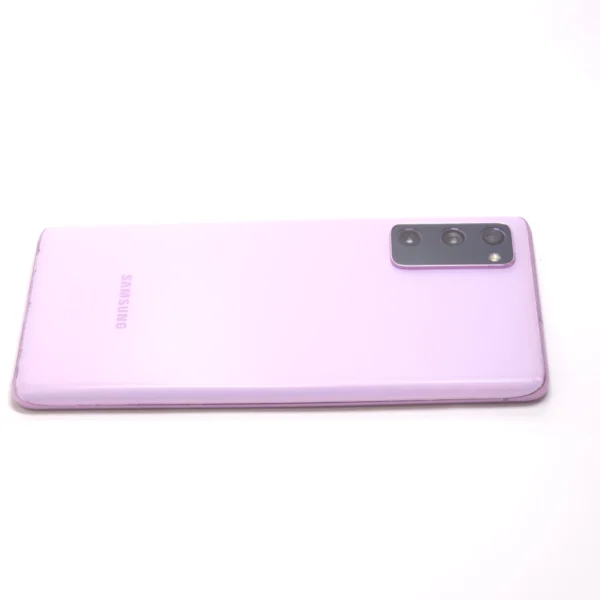 Samsung Galaxy S20 FE 5G (használt, független, 128 GB, 6 GB RAM, levendula) - Image 6