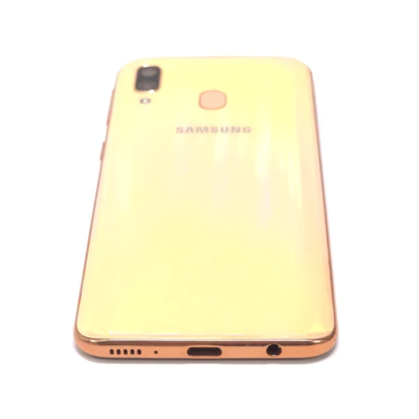 Samsung Galaxy A40 (használt, független, 64 GB, 4 GB RAM, lazac pink) - Image 6