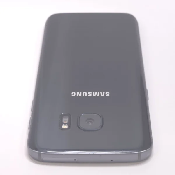 Samsung Galaxy S7 (használt, Yettel, 32 GB, 4 GB RAM, fekete) - Image 2