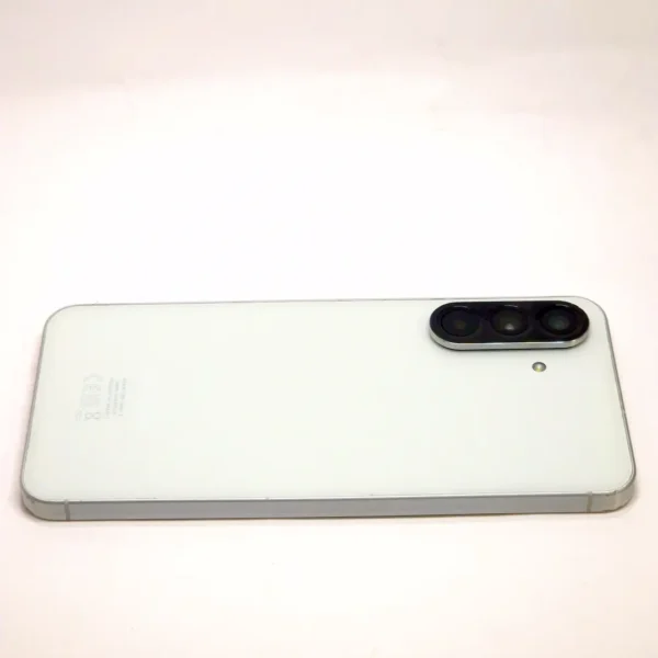 Samsung Galaxy A56 5G (Használt, Független, 256 GB, 8 GB RAM, Fehér ) - Image 6