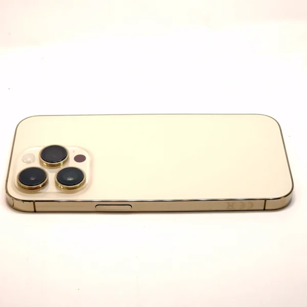 Apple iPhone 14 Pro (használt, Független, 128 GB, 6 GB RAM, Arany) - Image 6