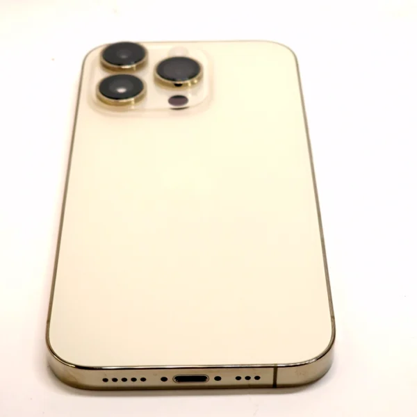 Apple iPhone 14 Pro (használt, Független, 128 GB, 6 GB RAM, Arany) - Image 2