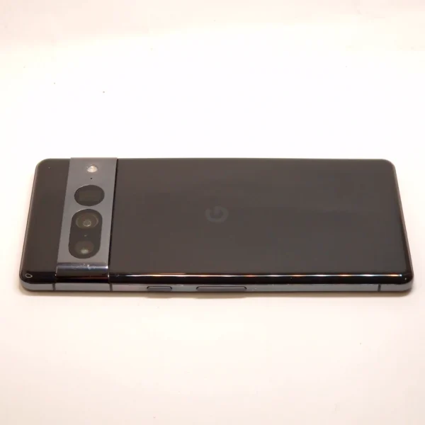 Google Pixel 7 Pro (használt, Független, 128 GB, 12 GB RAM, Fekete) - Image 4